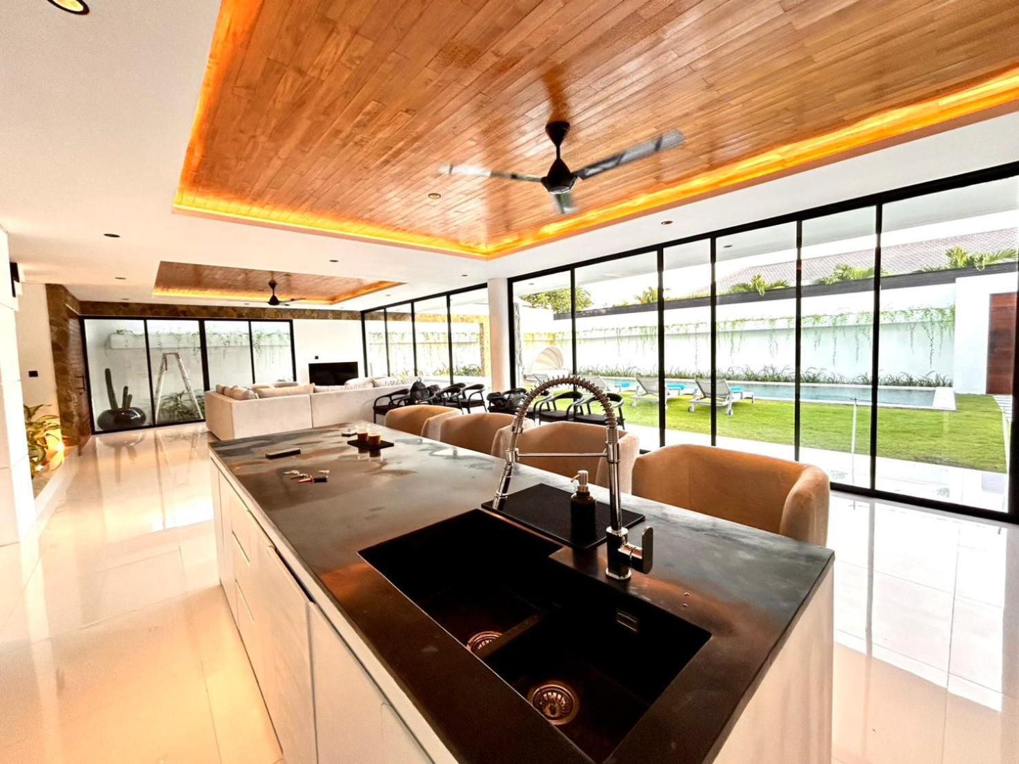 Villa Kawis *
